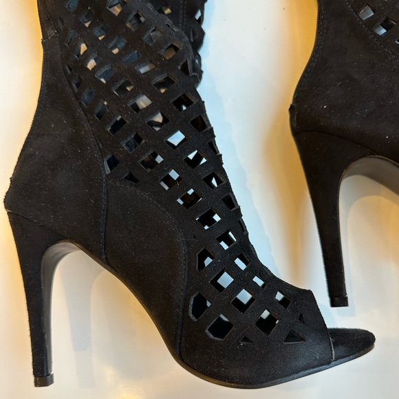 Black Mesh Over The Knee Boots, Cutouts, High Heel Boots size 8.5 - Picture 13 of 17